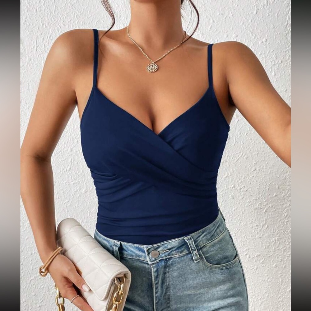 Twist front cami bodysuit - Picture 15 of 16